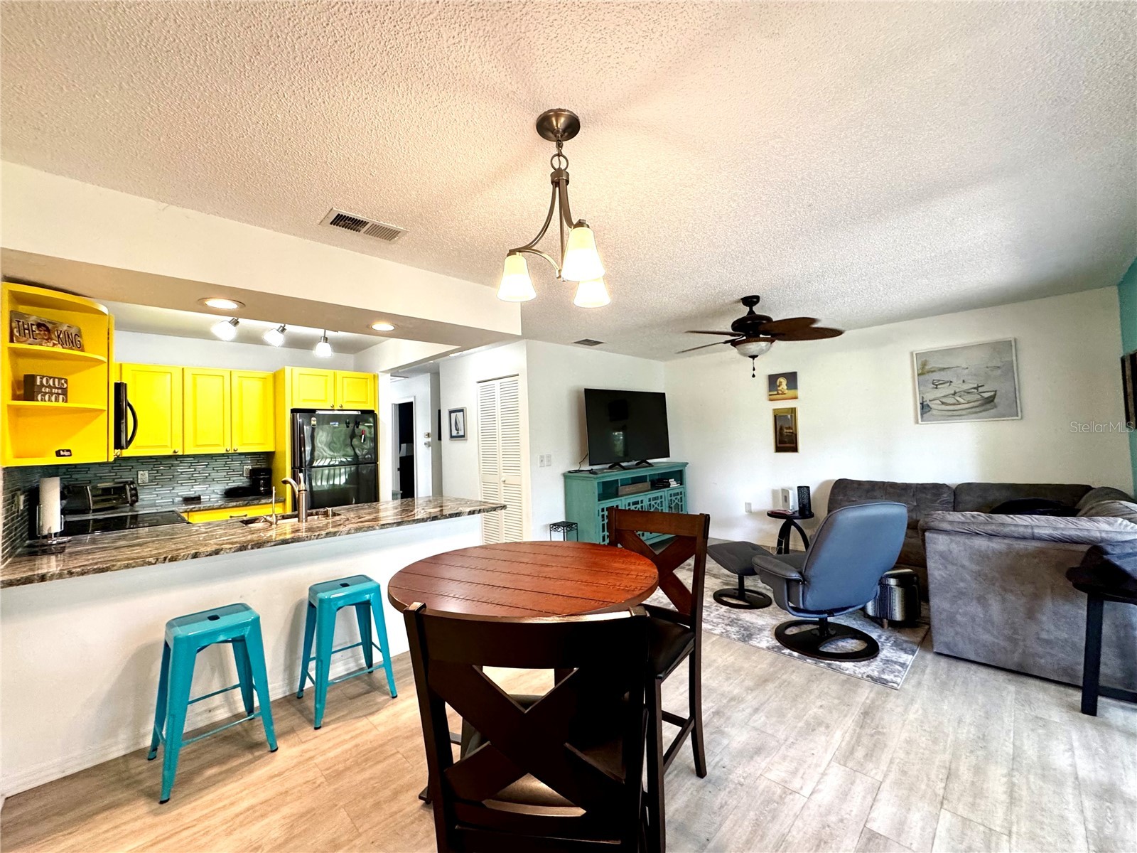 3031 Quail Hollow #16 Sarasota FL 34235 A4689429 image7