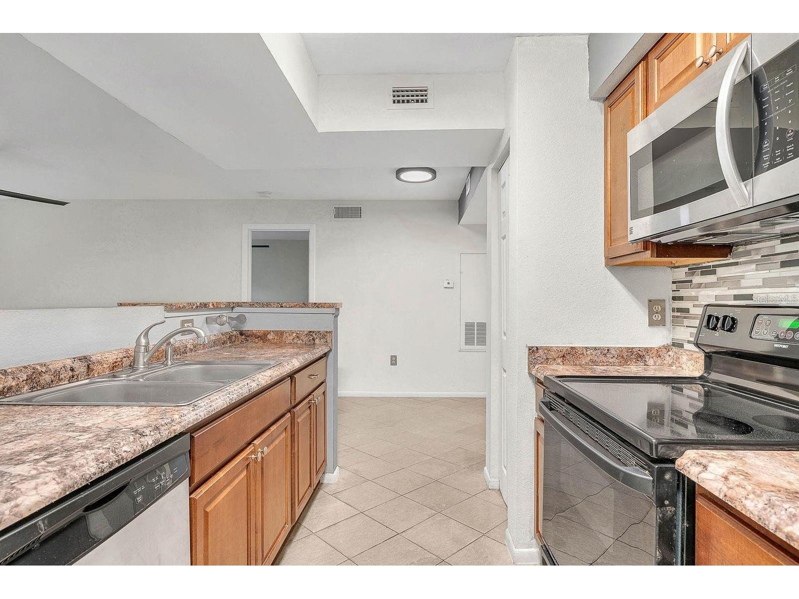 3032 Parkway Boulevard #201 Kissimmee FL 34747 S5150135 image10