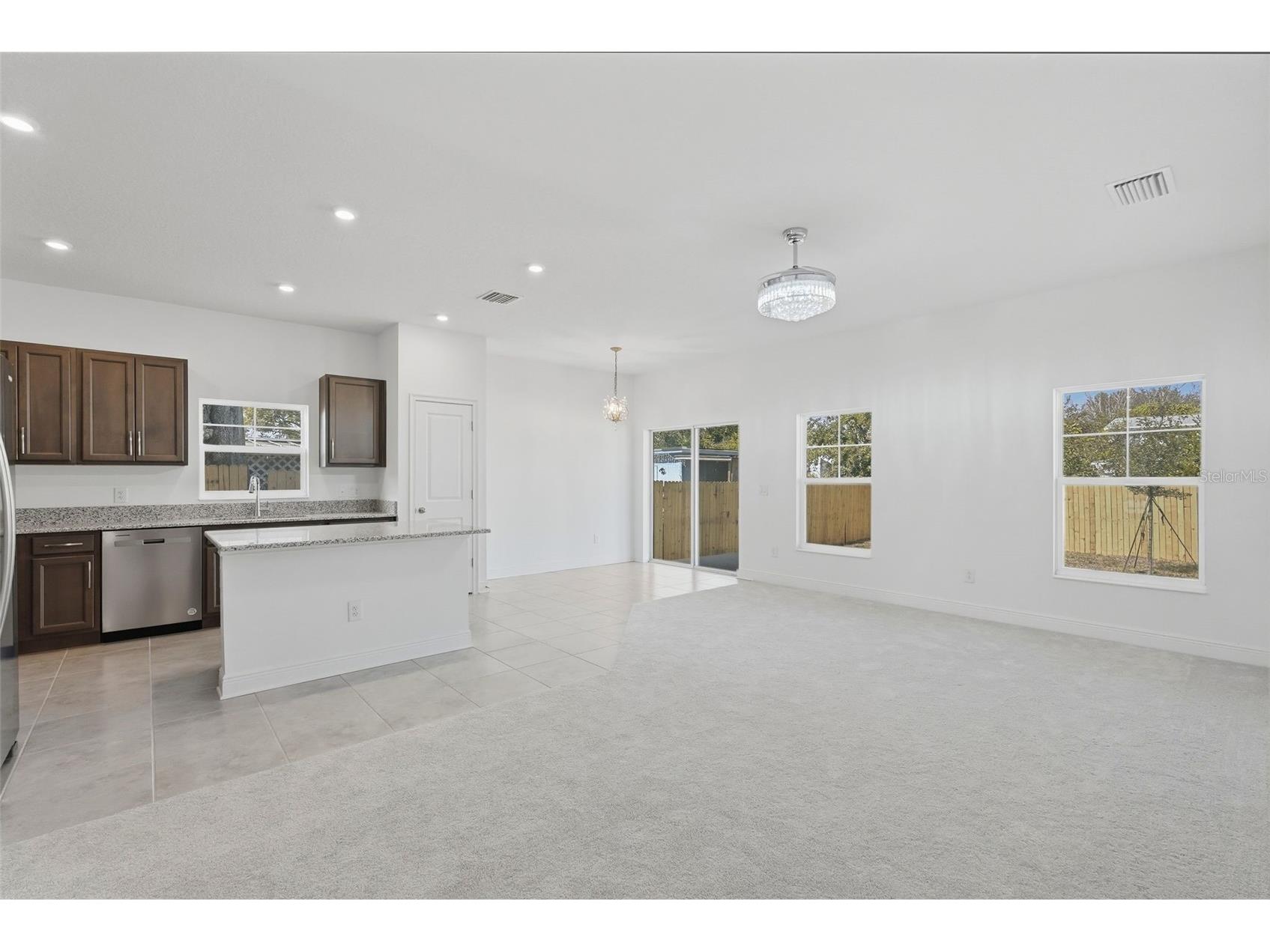 3033 54th Avenue N Saint Petersburg FL 33714 TB8473057 image13