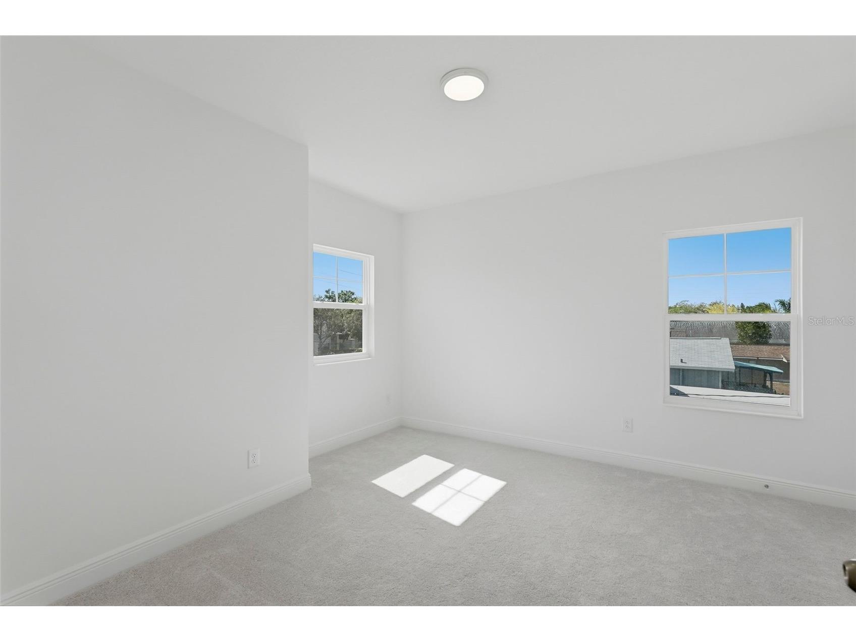 3033 54th Avenue N Saint Petersburg FL 33714 TB8473057 image24