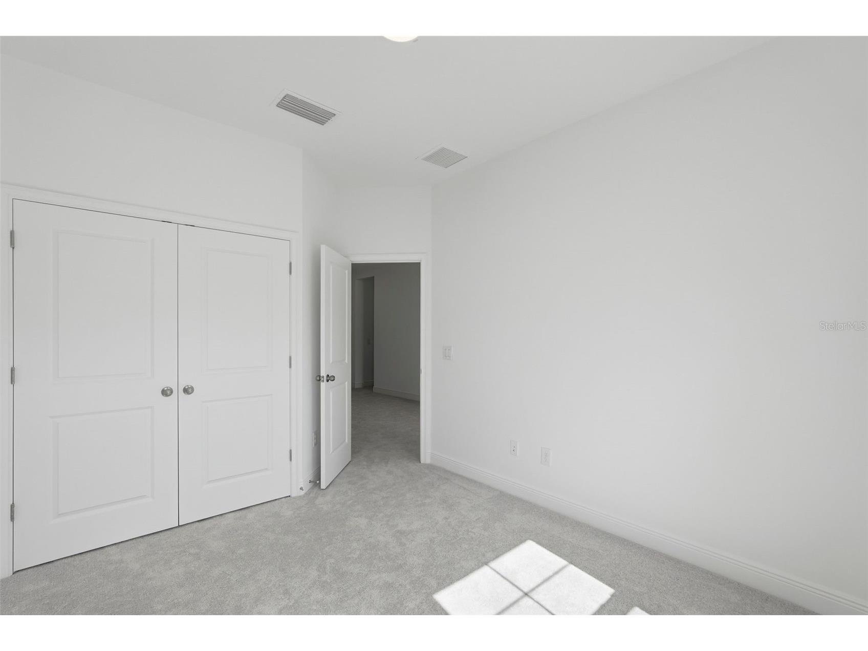 3033 54th Avenue N Saint Petersburg FL 33714 TB8473057 image6