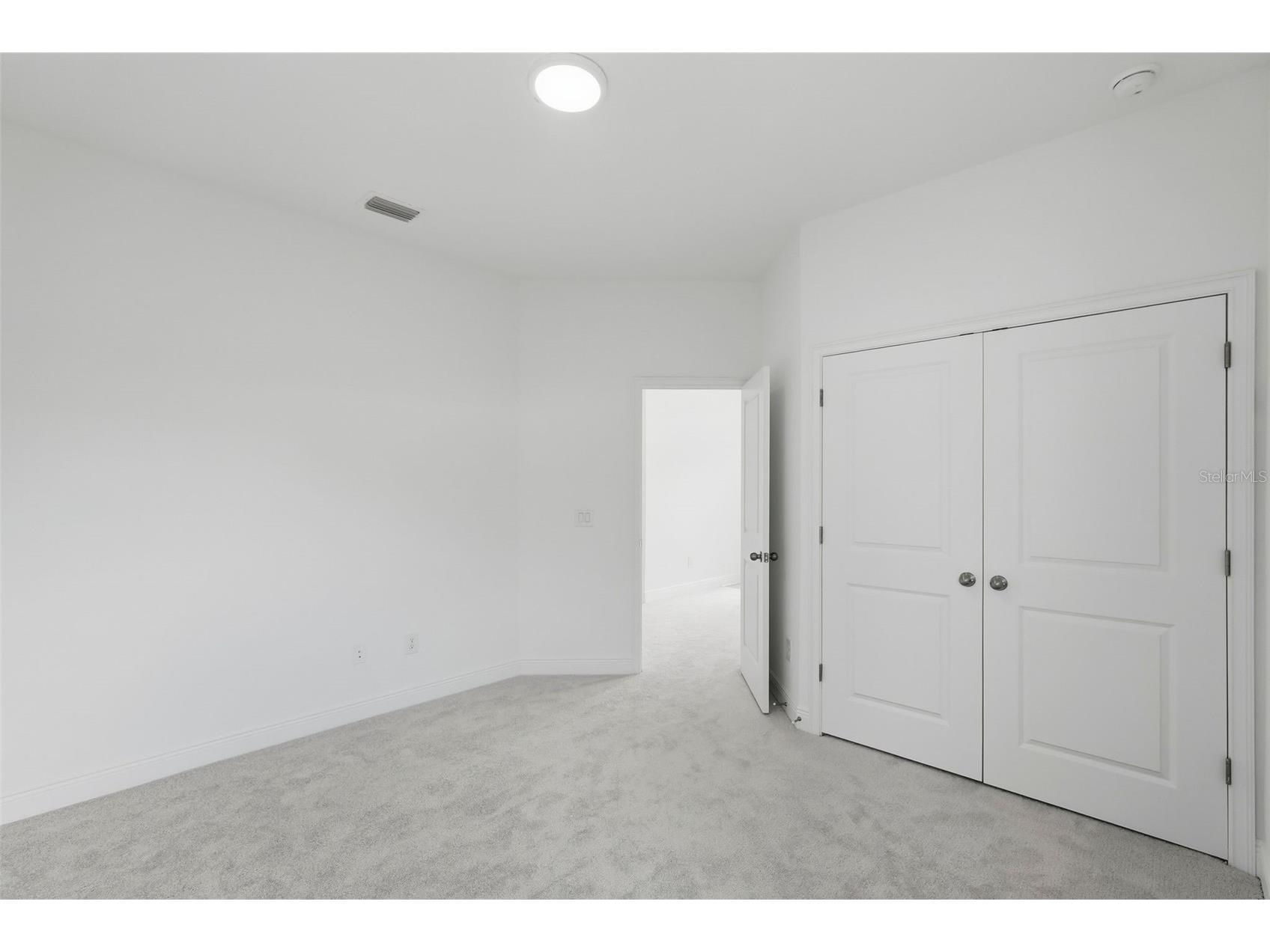 3033 54th Avenue N Saint Petersburg FL 33714 TB8473057 image9