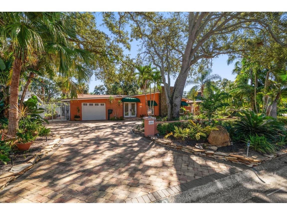 3033 82nd Way N Saint Petersburg FL 33710 TB8438986 image1