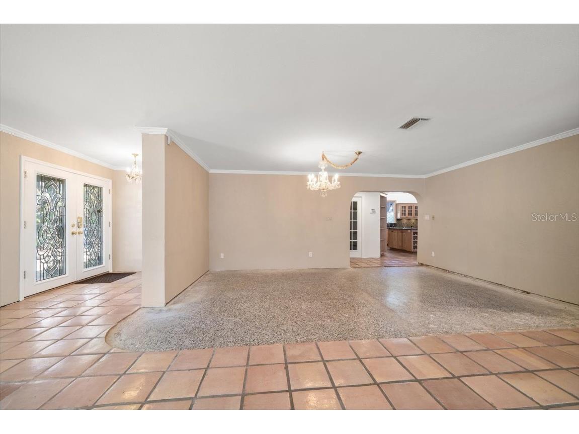 3033 82nd Way N Saint Petersburg FL 33710 TB8438986 image10