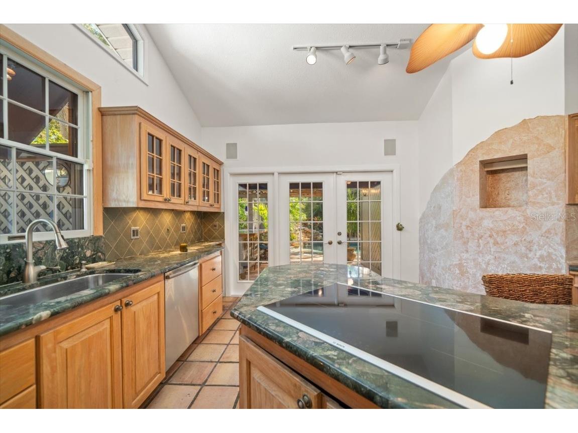 3033 82nd Way N Saint Petersburg FL 33710 TB8438986 image25