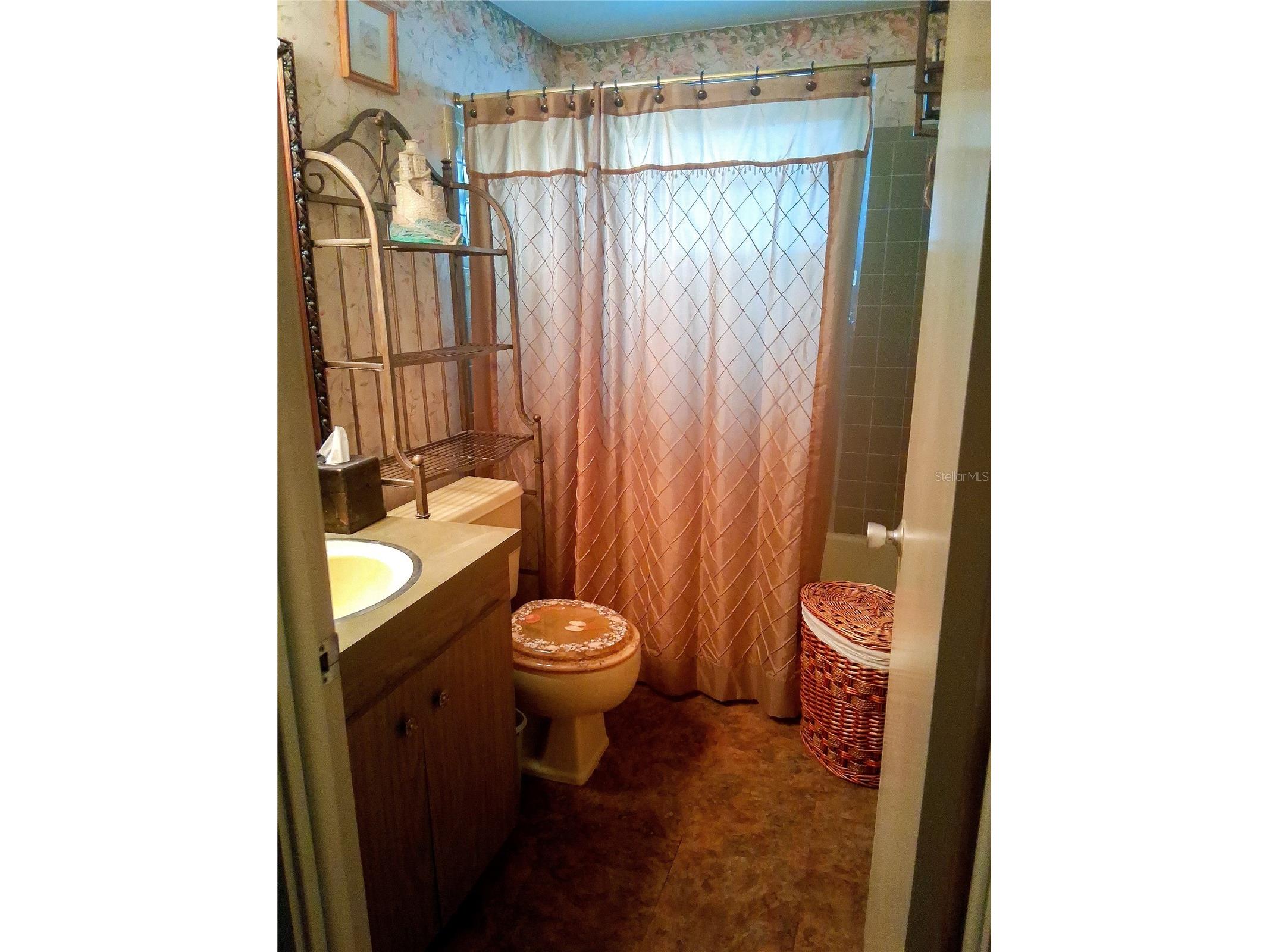 3033 Dawson Street Sarasota FL 34239 A4694967 image39
