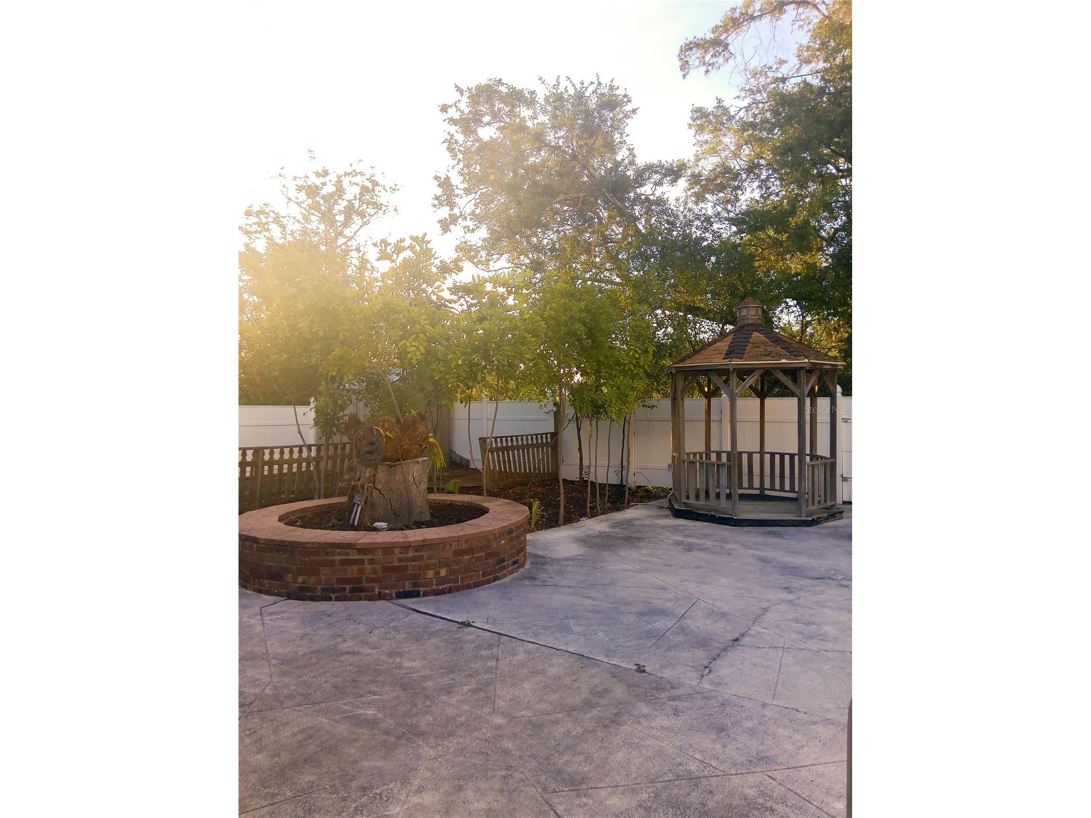 3033 Dawson Street Sarasota FL 34239 A4694967 image5