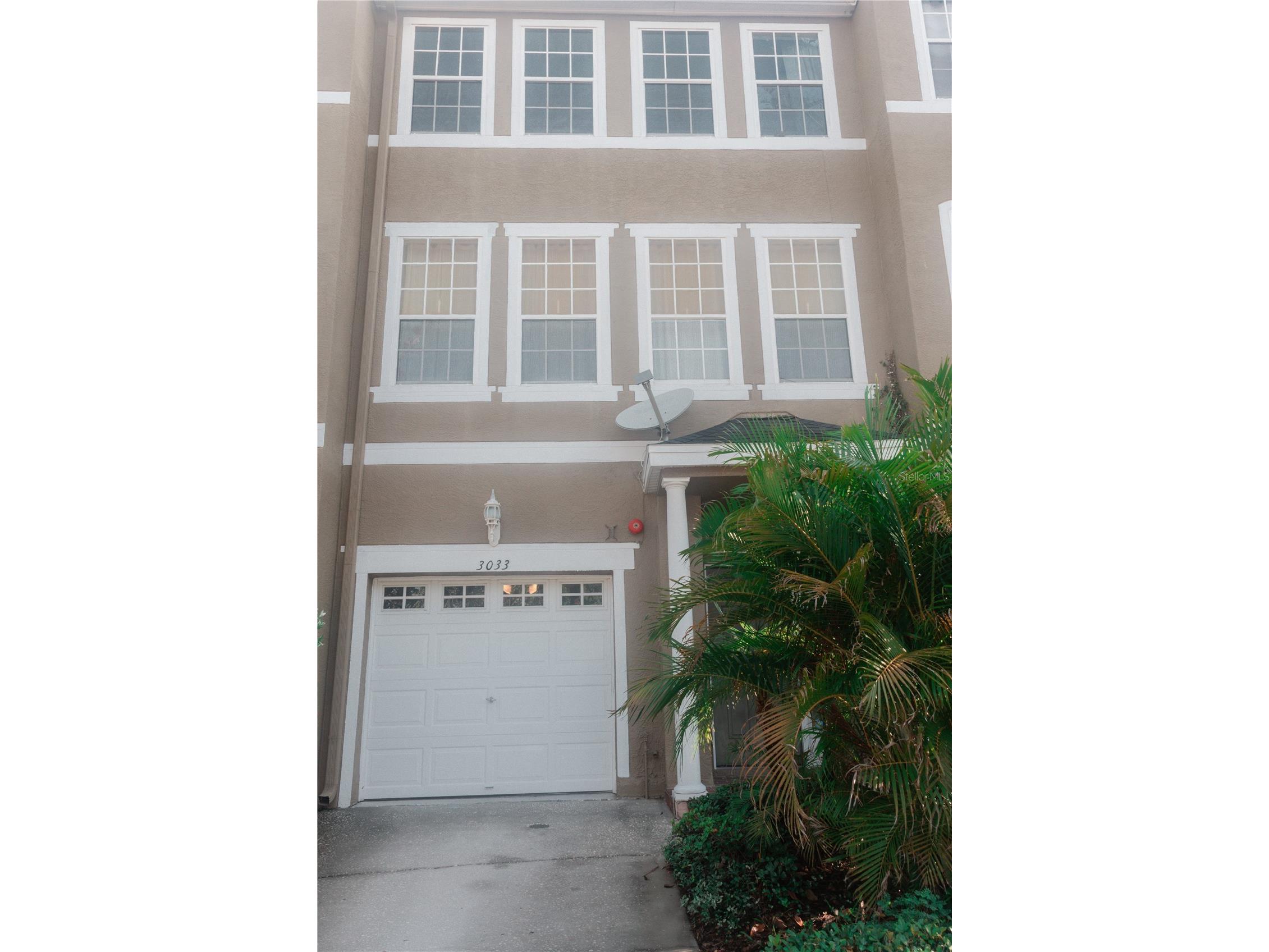 3033 Pointeview Drive Tampa FL 33611 TB8514750 image1