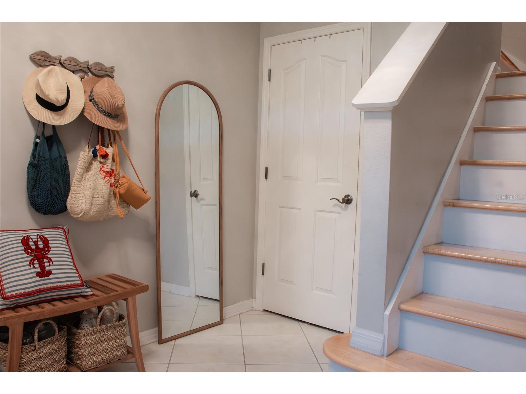 3033 Pointeview Drive Tampa FL 33611 TB8514750 image2
