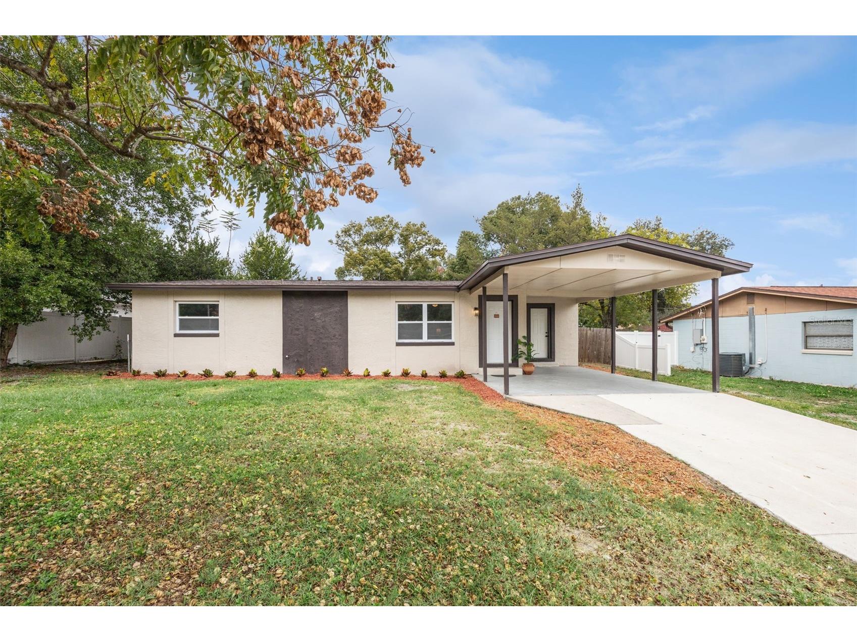 3033 Sutton Drive Orlando FL 32810 O6388250 image1