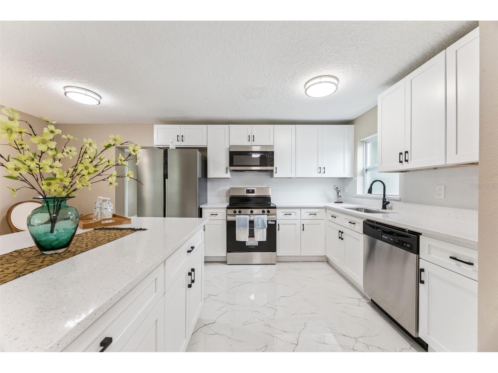 3033 Sutton Drive Orlando FL 32810 O6388250 image10