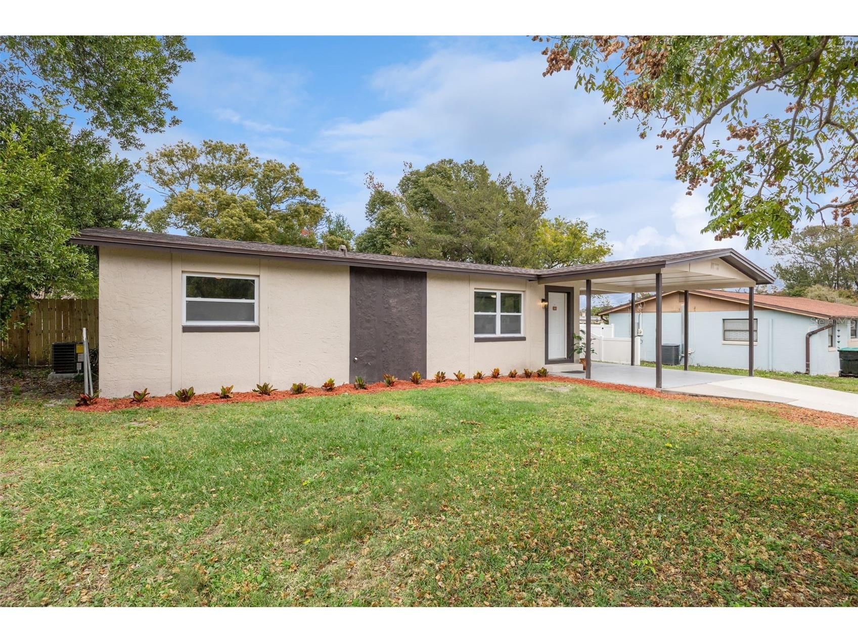 3033 Sutton Drive Orlando FL 32810 O6388250 image2