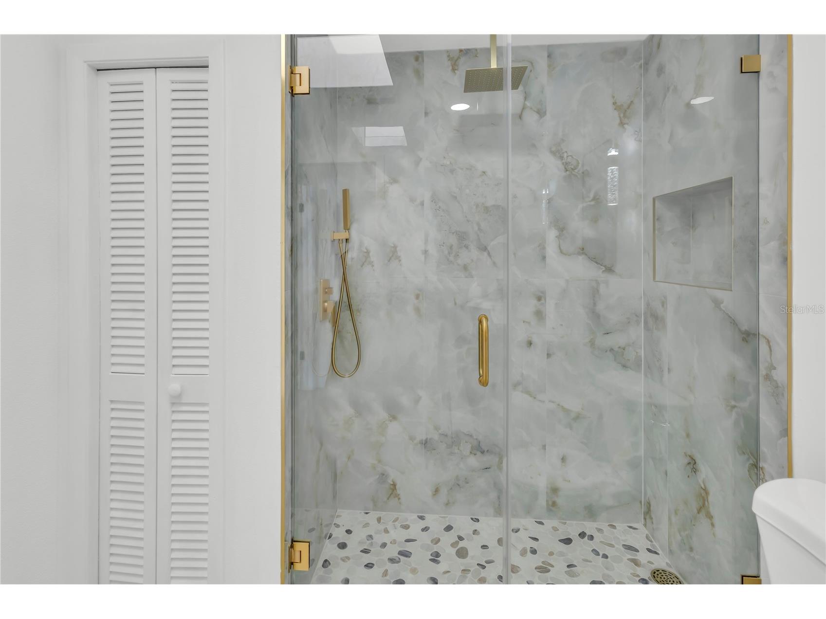 3033 Wister Circle Valrico FL 33596 TB8483555 image37