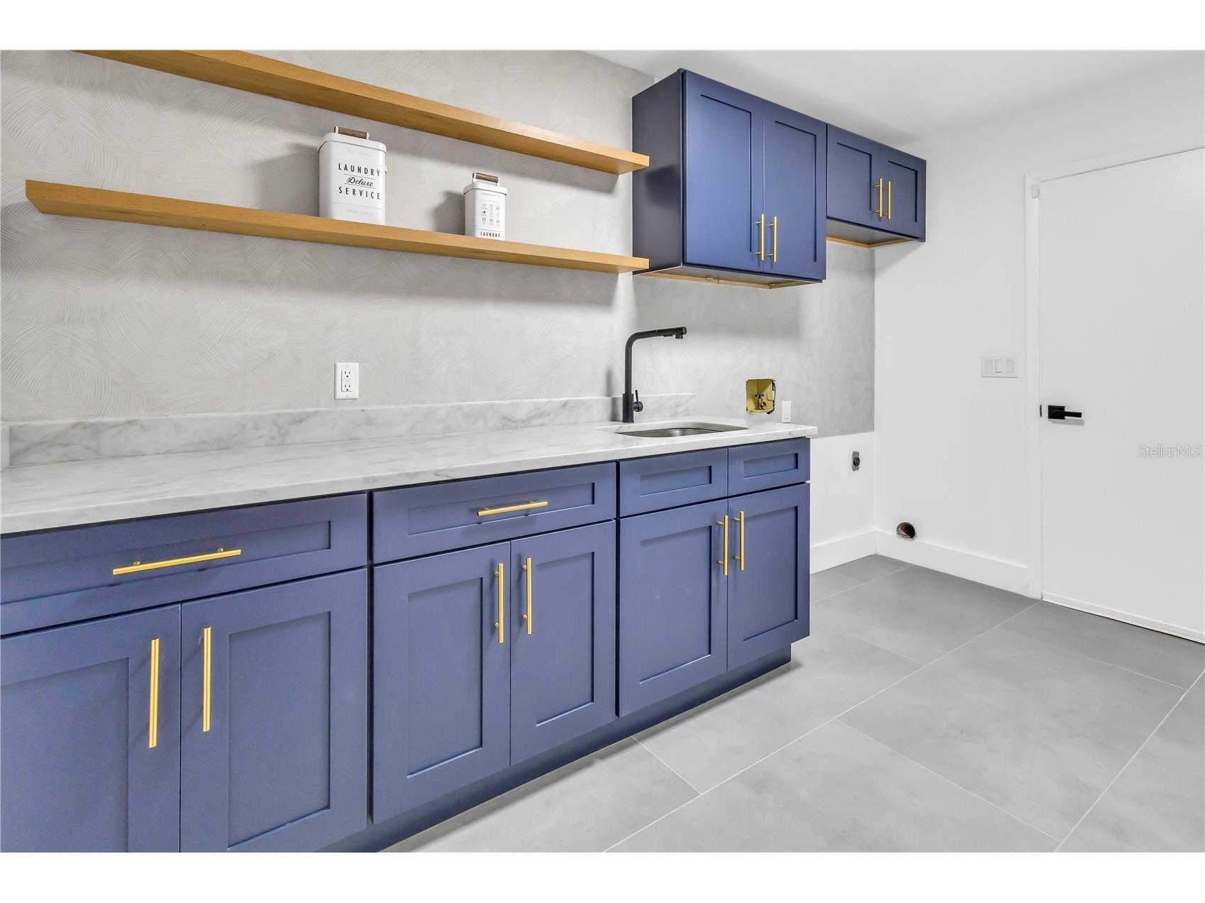 3033 Wister Circle Valrico FL 33596 TB8483555 image39