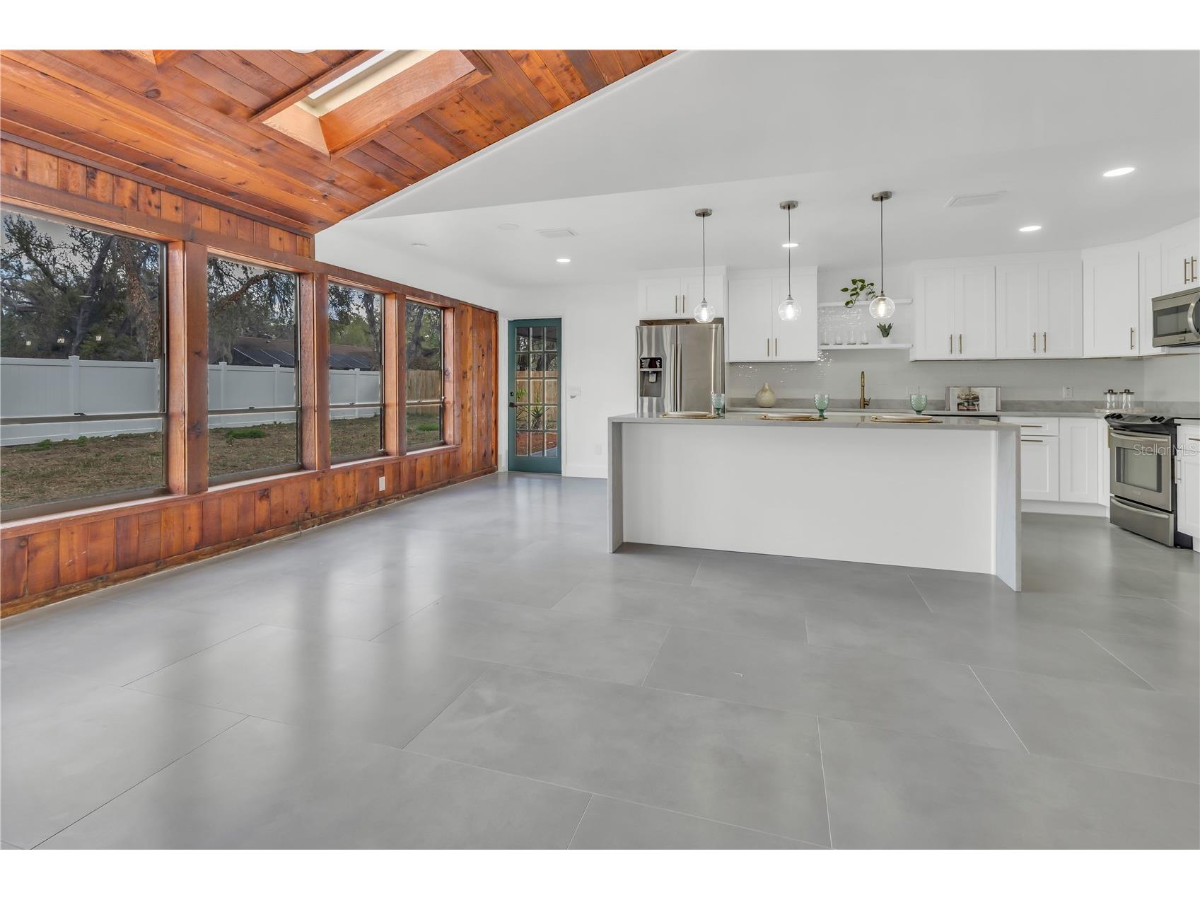 3033 Wister Circle Valrico FL 33596 TB8483555 image46