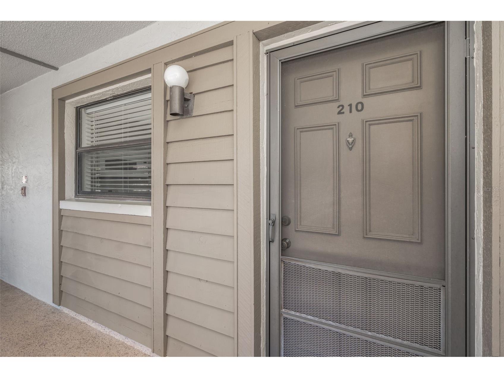 3034 Eastland Boulevard #D210 Clearwater FL 33761 TB8481413 image1