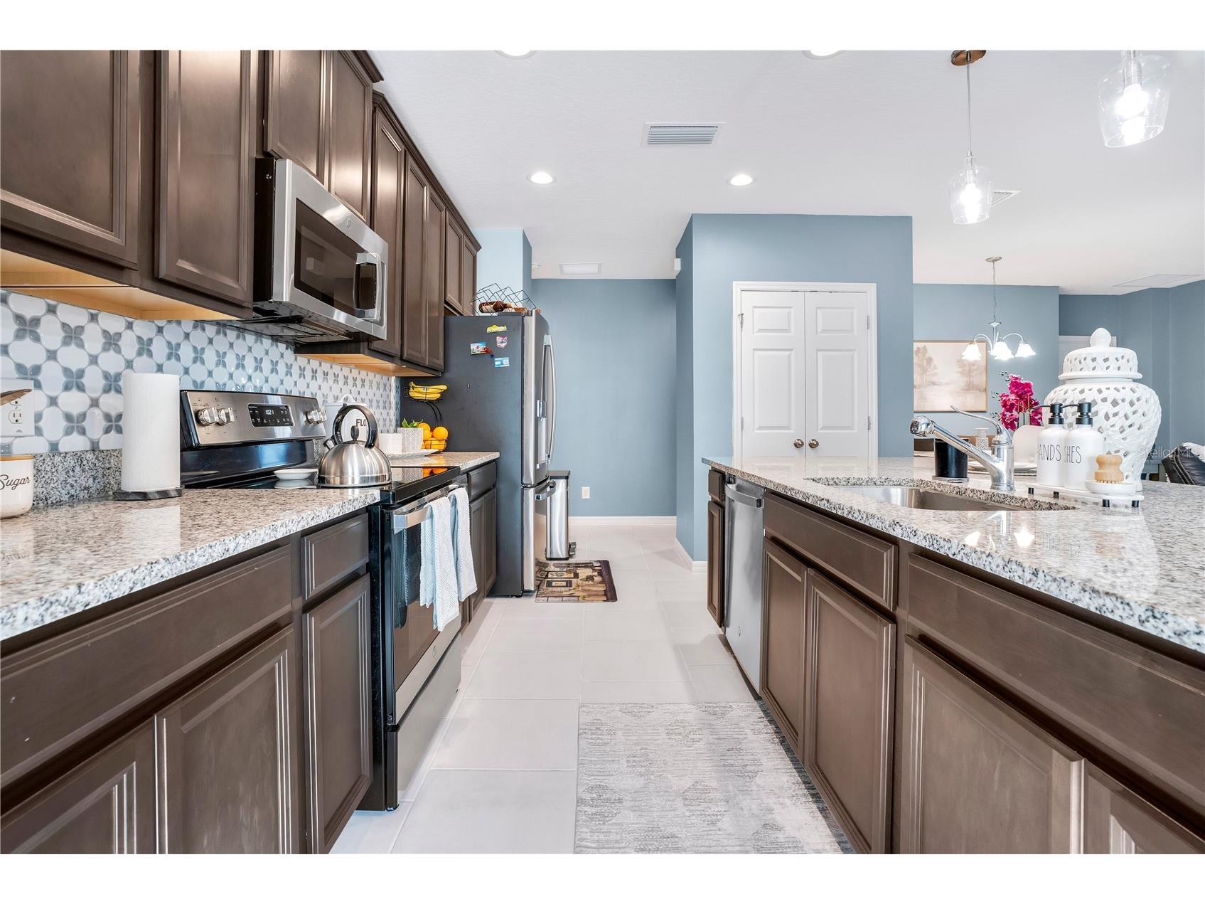 3034 Sunscape Terrace Groveland FL 34736 V4946418 image8
