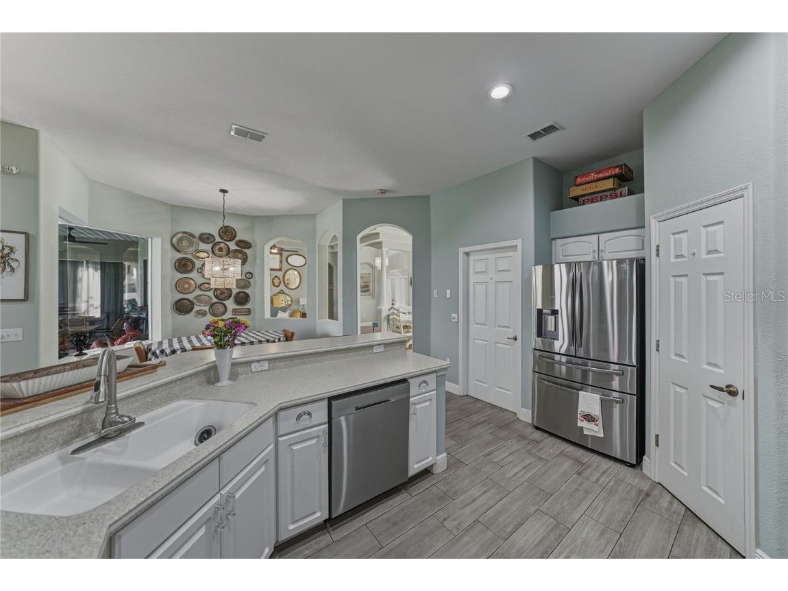 3034 Sutton Woods Drive Plant City FL 33566 TB8448765 image26