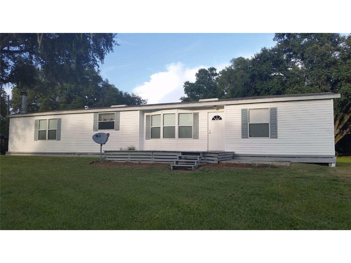 30340 Baylor Lane Wesley Chapel FL 33545 - LAKE HOLDEN T3551058 image2