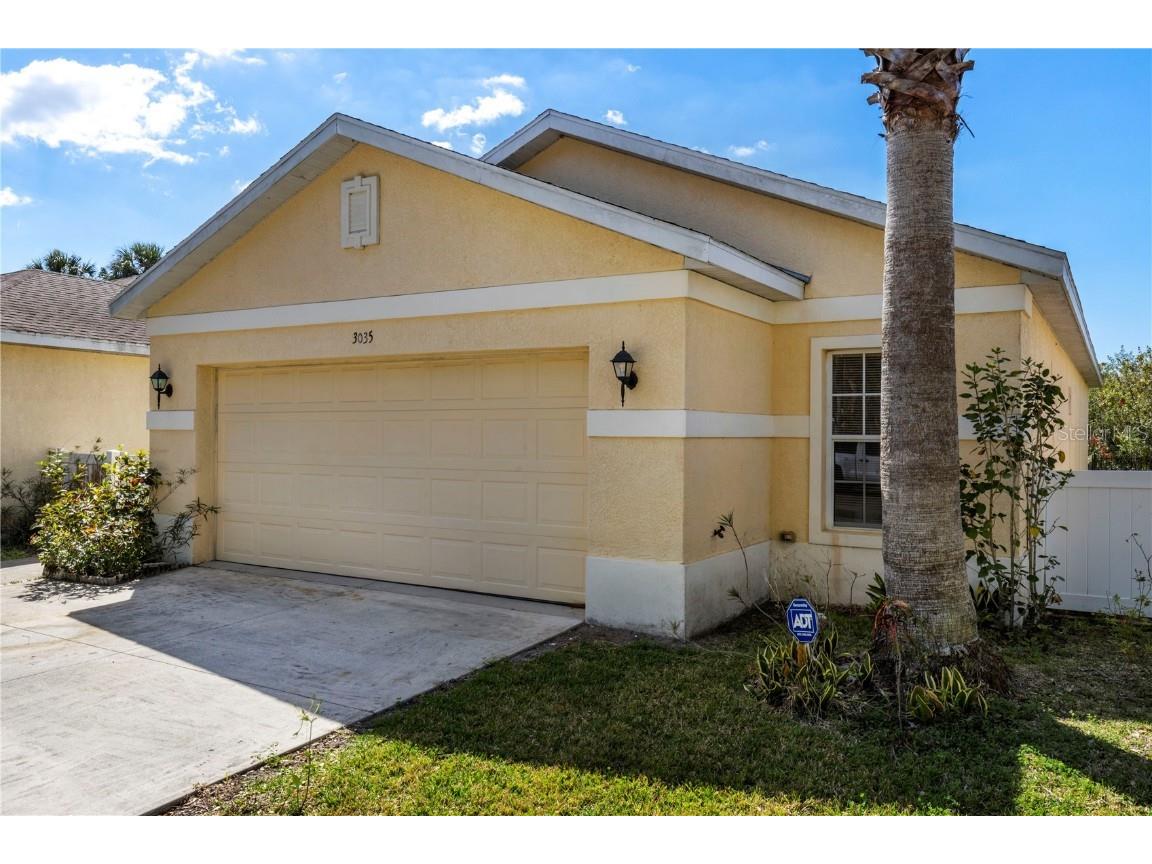 3035 27th Court E Palmetto FL 34221 A4526394 image1