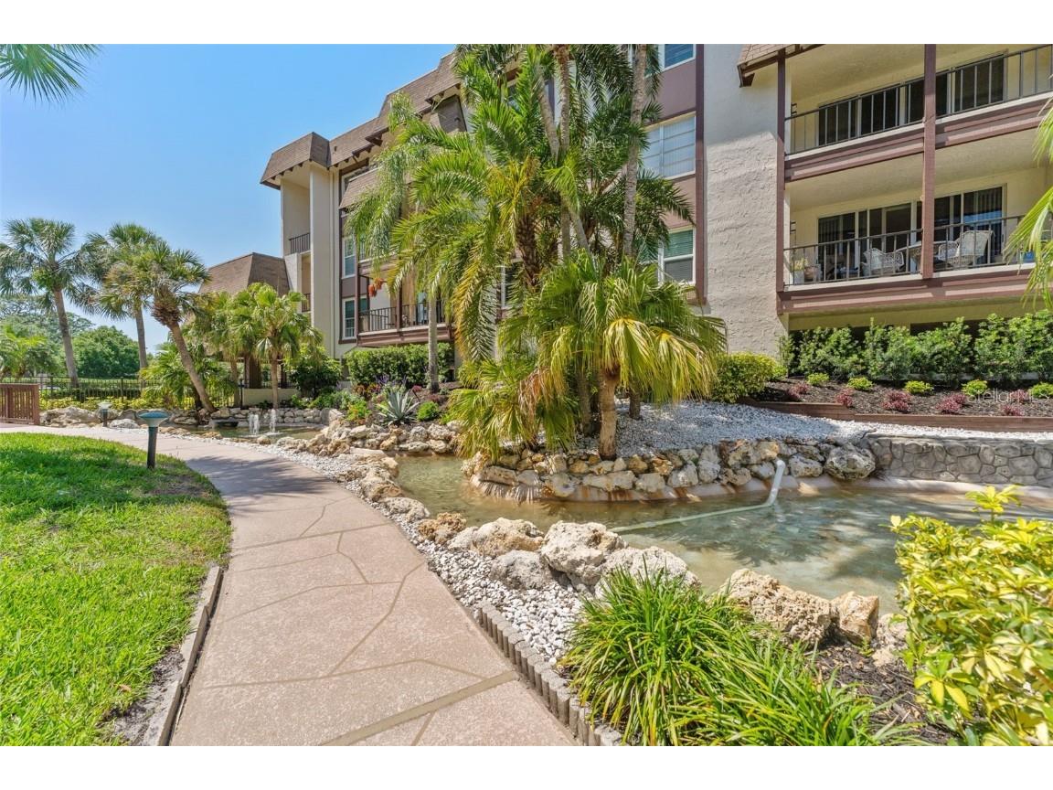 3035 Countryside Boulevard #15B Clearwater FL 33761 O6299847 image1