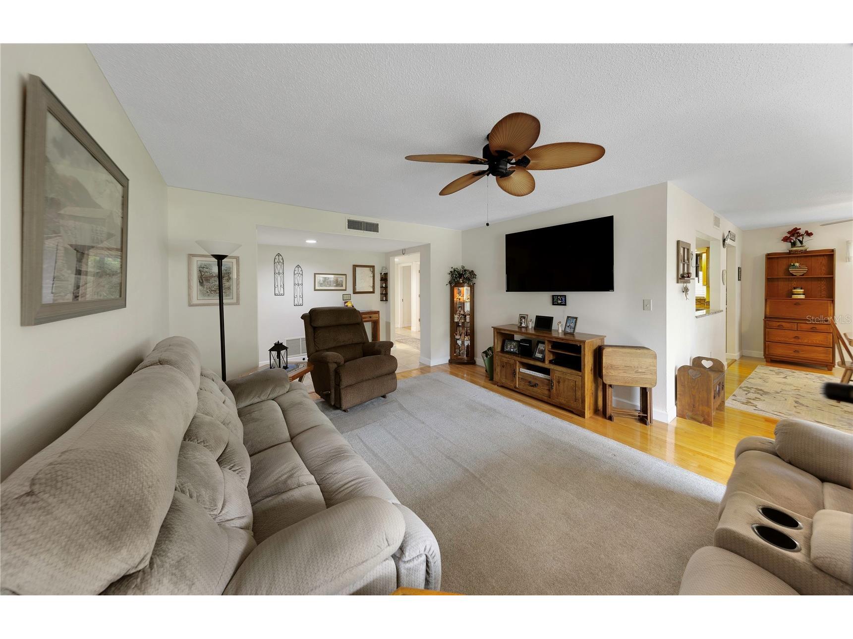 3035 Countryside Boulevard #16B Clearwater FL 33761 TB8465593 image7