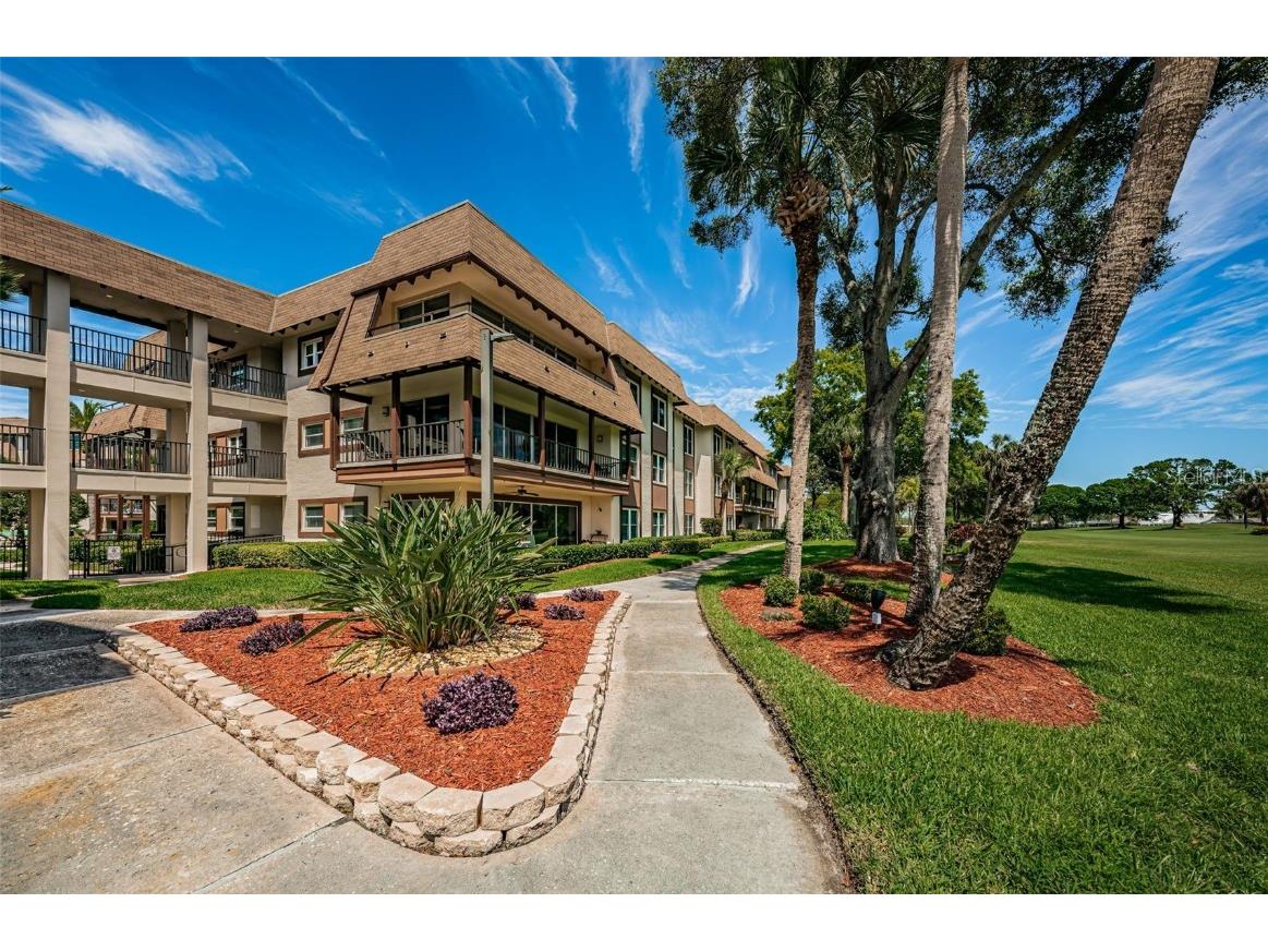 3035 Countryside Boulevard #21B Clearwater FL 33761 TB8339718 image1