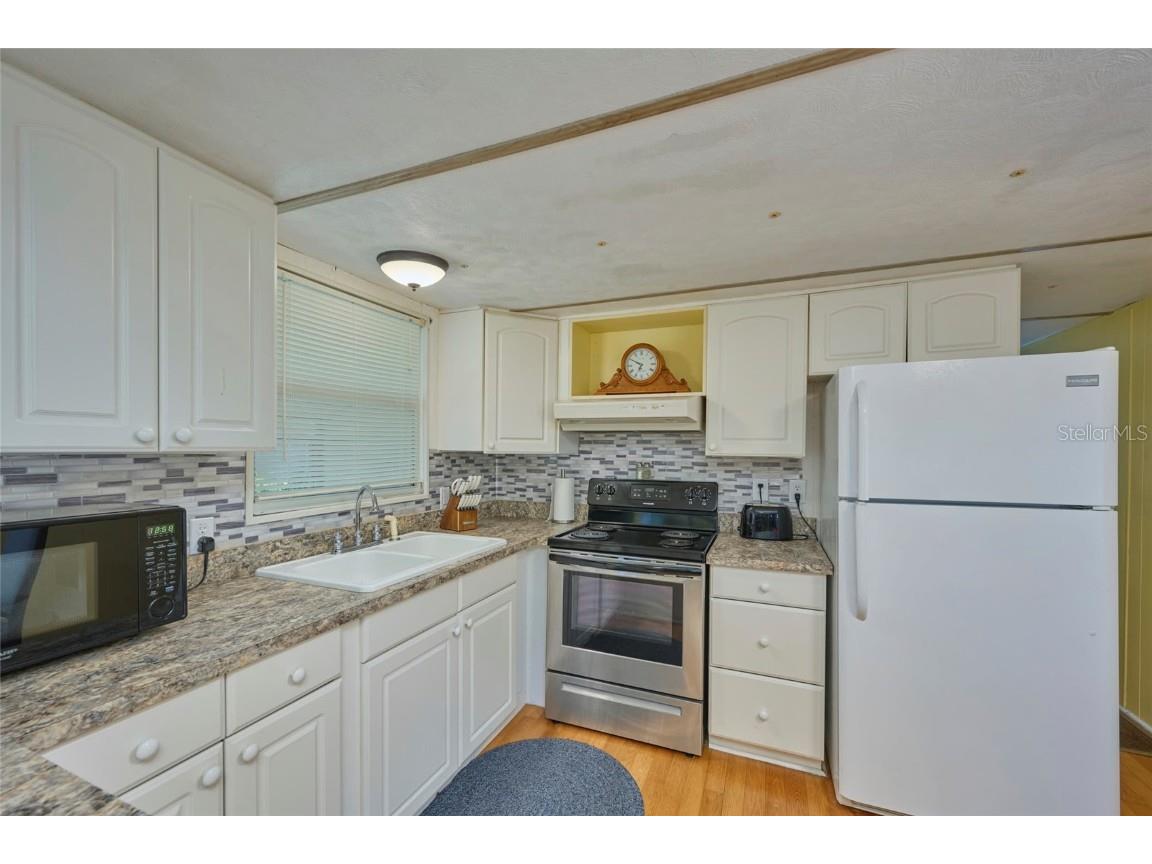 3035 Mimosa Way Lakeland FL 33801 TB8406659 image2