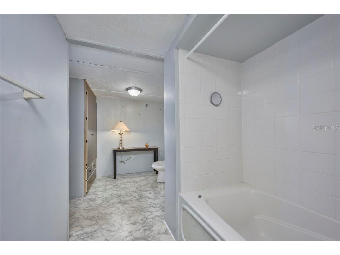 3035 Mimosa Way Lakeland FL 33801 TB8406659 image27