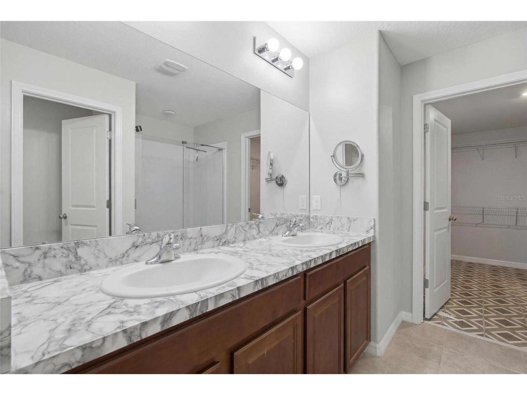 3035 Moulden Hollow Drive Zephyrhills FL 33540 TB8514887 image24