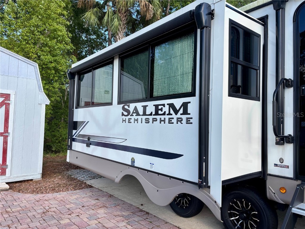 3035 NE 104th Terrace Silver Springs FL 34488 - OCKLAWAHA RIVER OM701682 image6