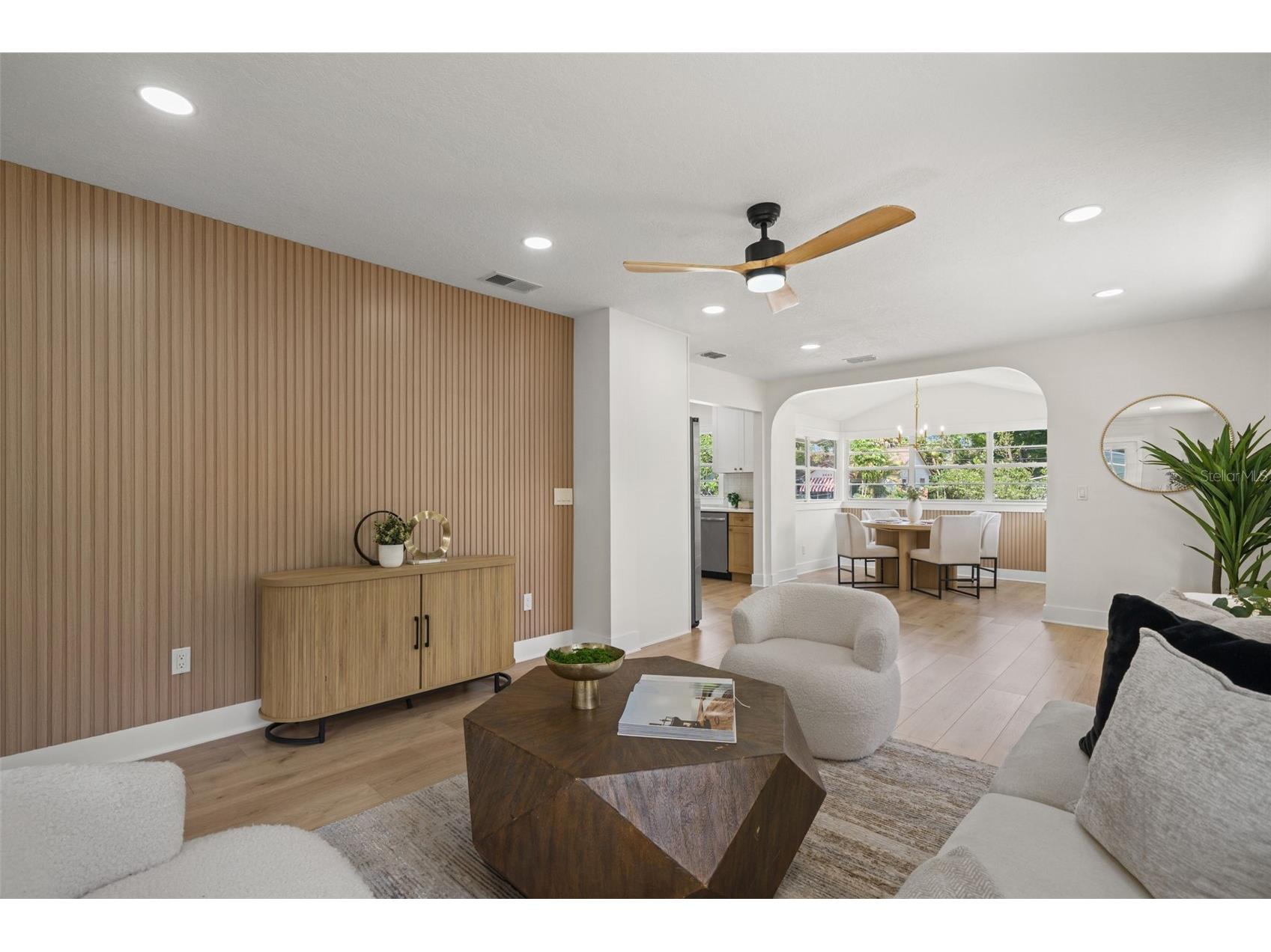 3036 20th Street N Saint Petersburg FL 33713 TB8519877 image13