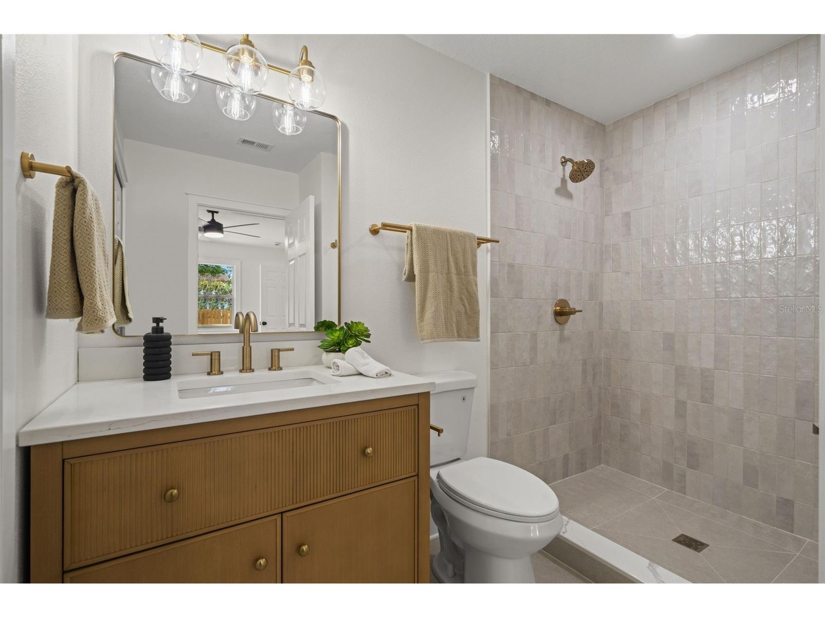3036 20th Street N Saint Petersburg FL 33713 TB8519877 image17