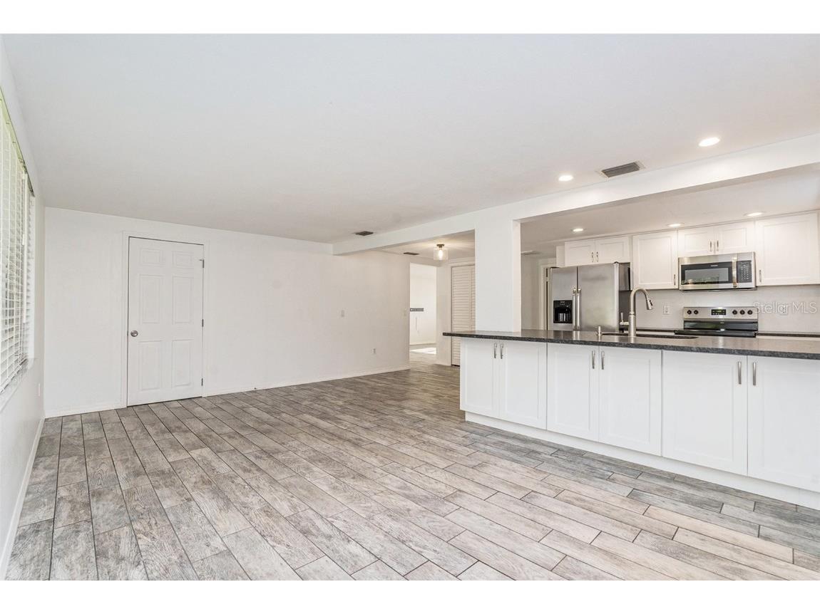 3036 Blue Bird Drive Holiday FL 34690 O6366135 image11