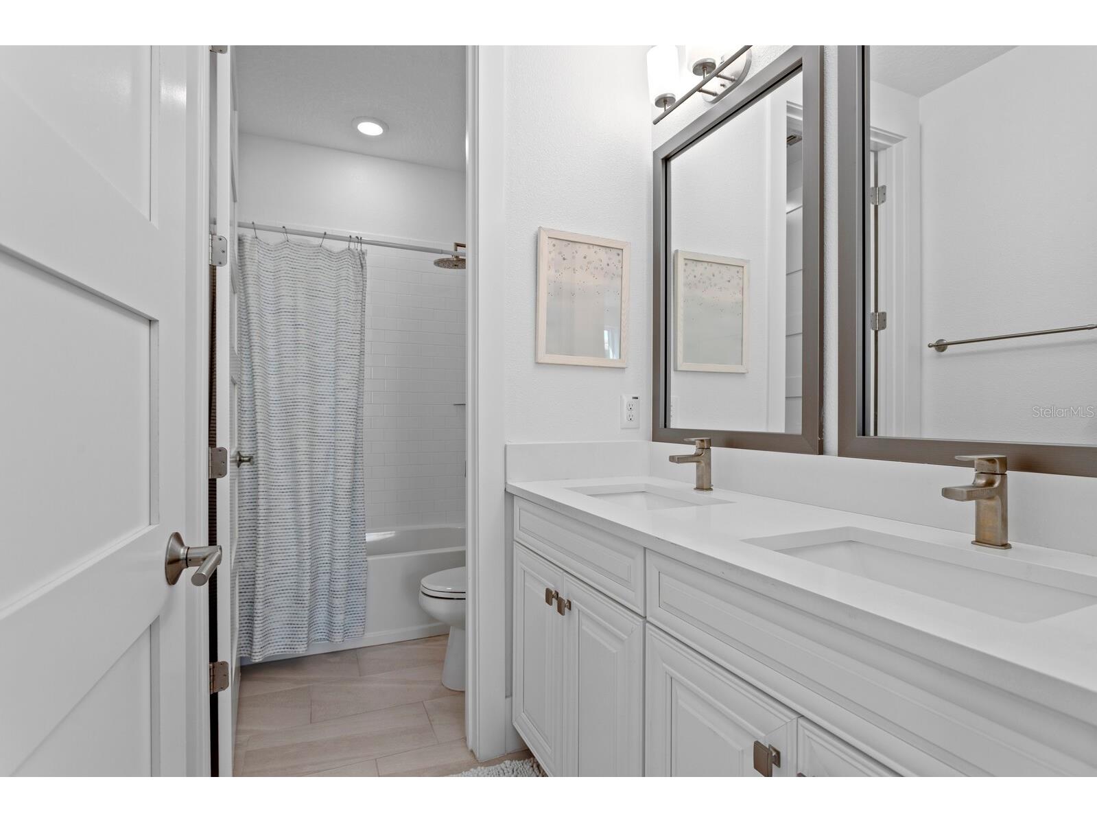 3036 Christophers Watch Lane Ruskin FL 33570 A4677590 image39