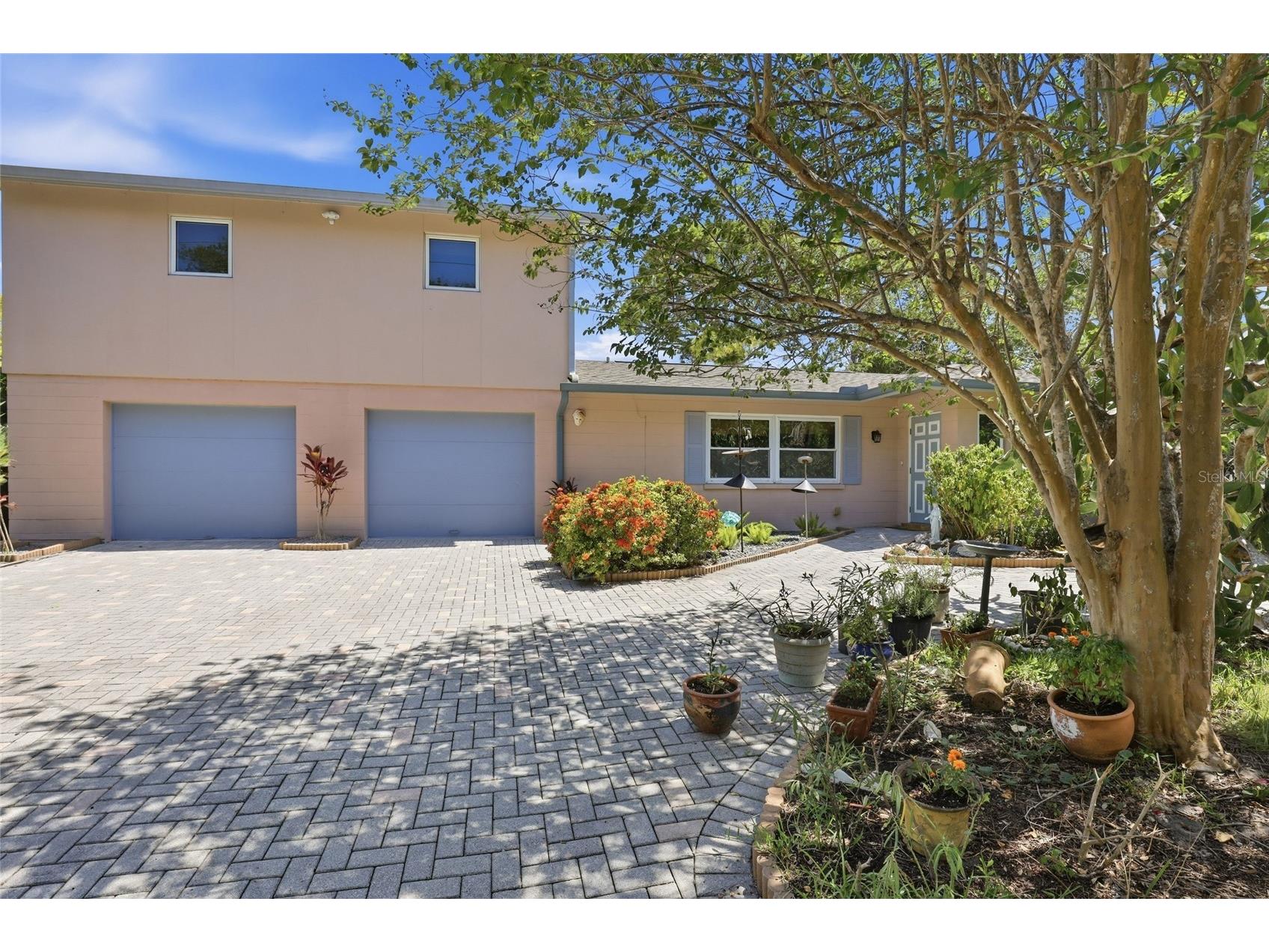 3036 Hyde Park Street Sarasota FL 34239 A4695472 image1