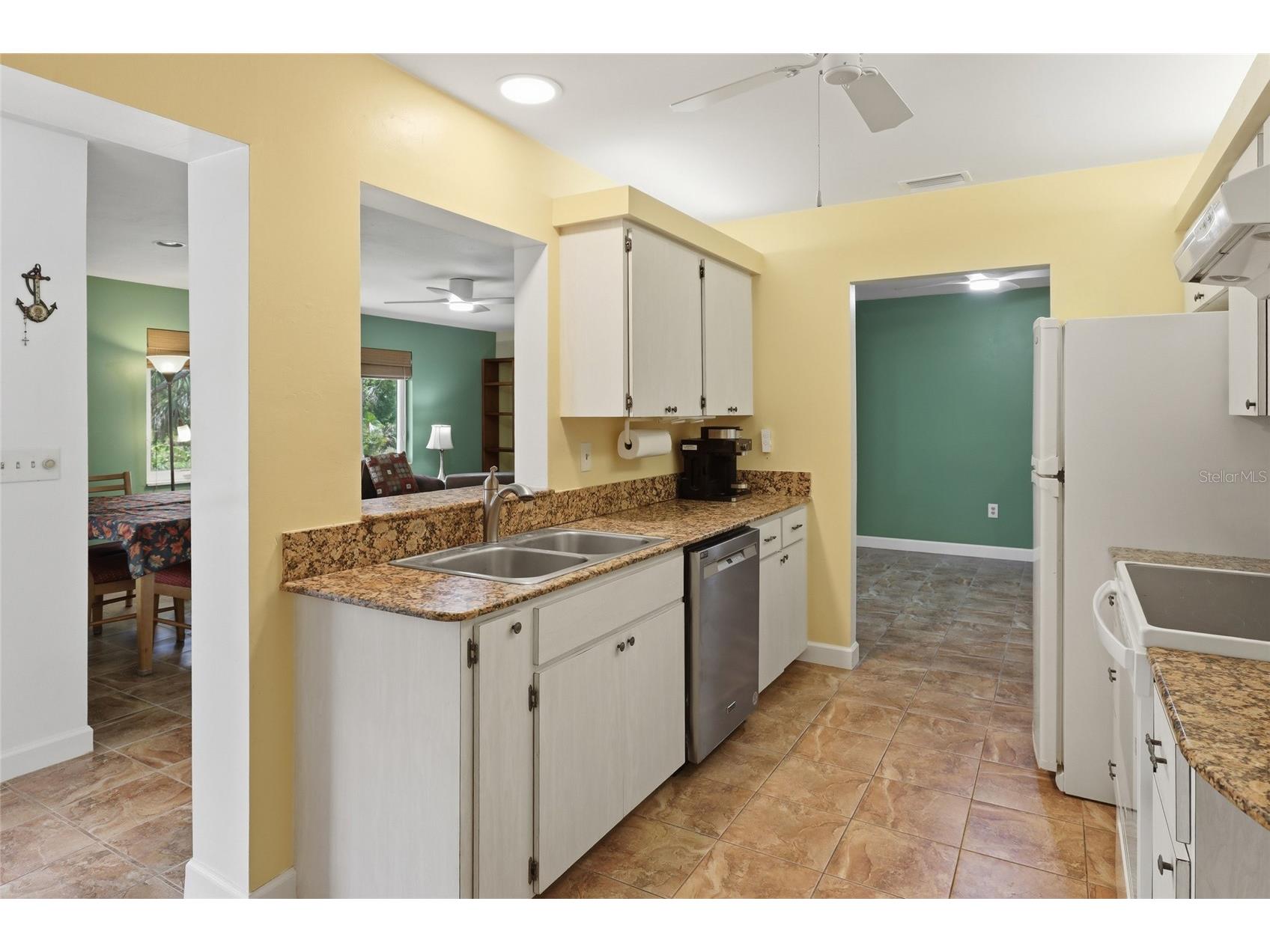 3036 Hyde Park Street Sarasota FL 34239 A4695472 image15