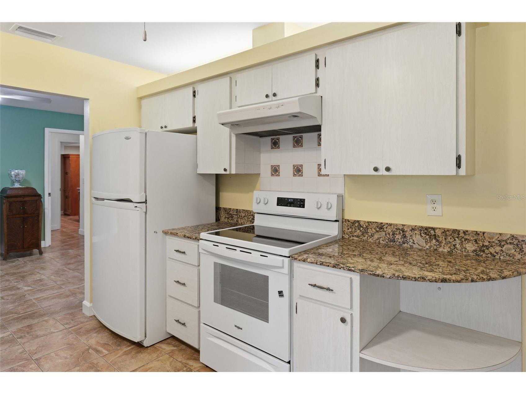 3036 Hyde Park Street Sarasota FL 34239 A4695472 image16