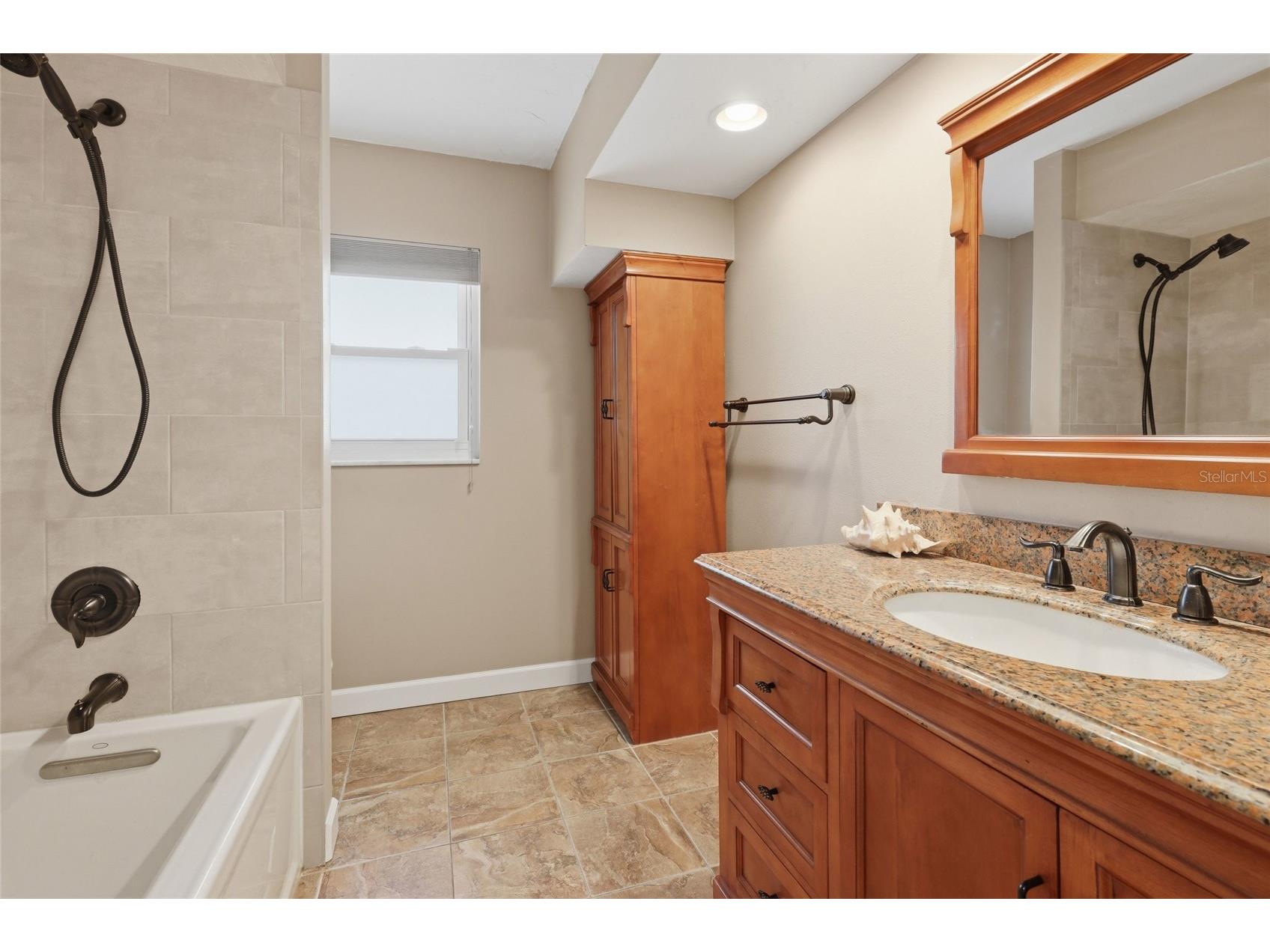 3036 Hyde Park Street Sarasota FL 34239 A4695472 image21