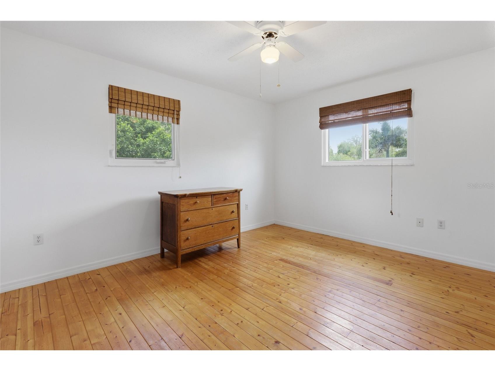 3036 Hyde Park Street Sarasota FL 34239 A4695472 image31