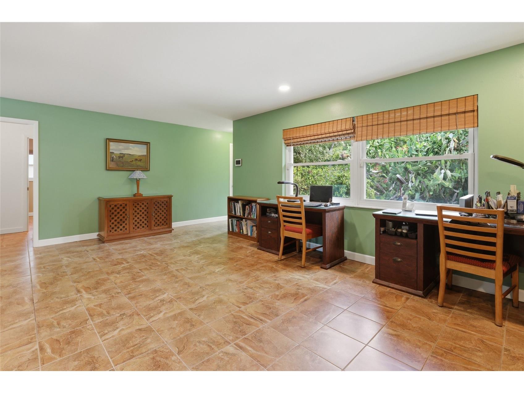 3036 Hyde Park Street Sarasota FL 34239 A4695472 image5