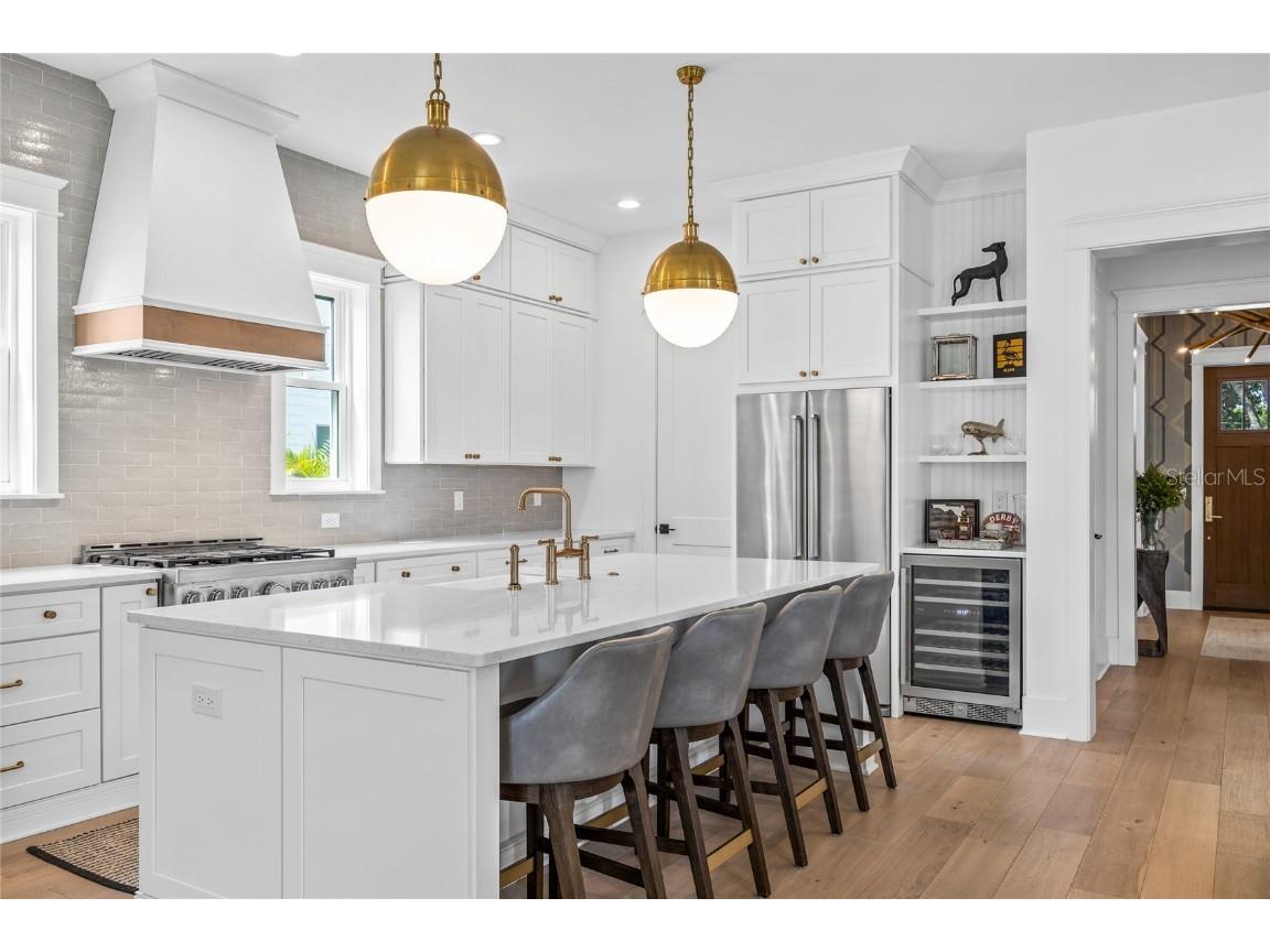 3037 10th Street N Saint Petersburg FL 33704 TB8421024 image10