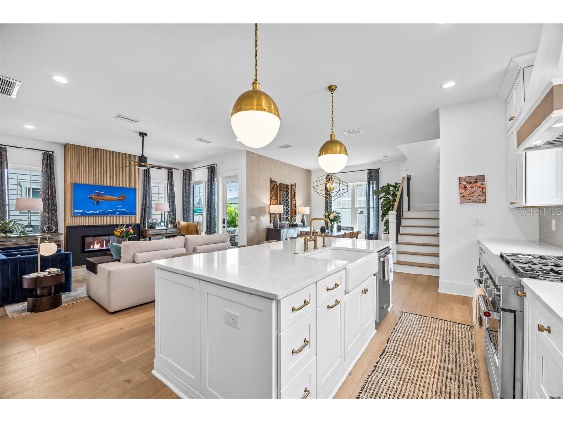 3037 10th Street N Saint Petersburg FL 33704 TB8421024 image11