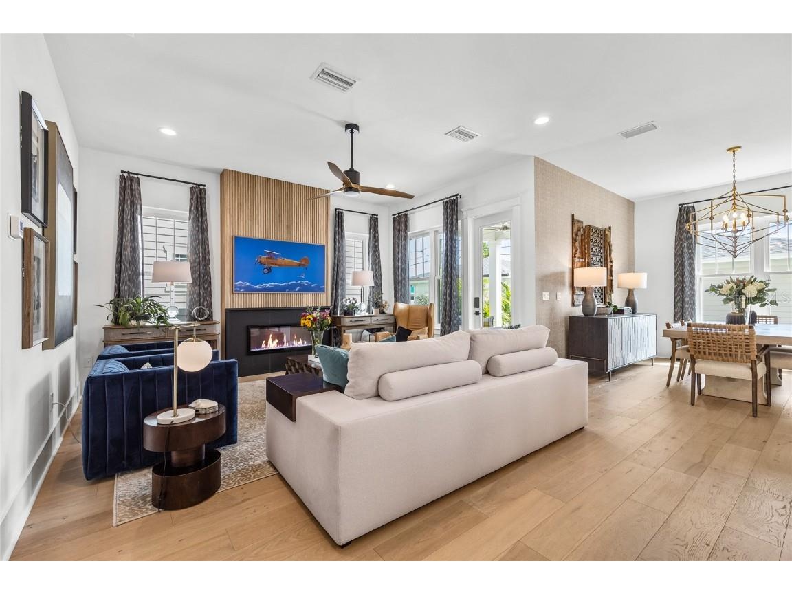 3037 10th Street N Saint Petersburg FL 33704 TB8421024 image13