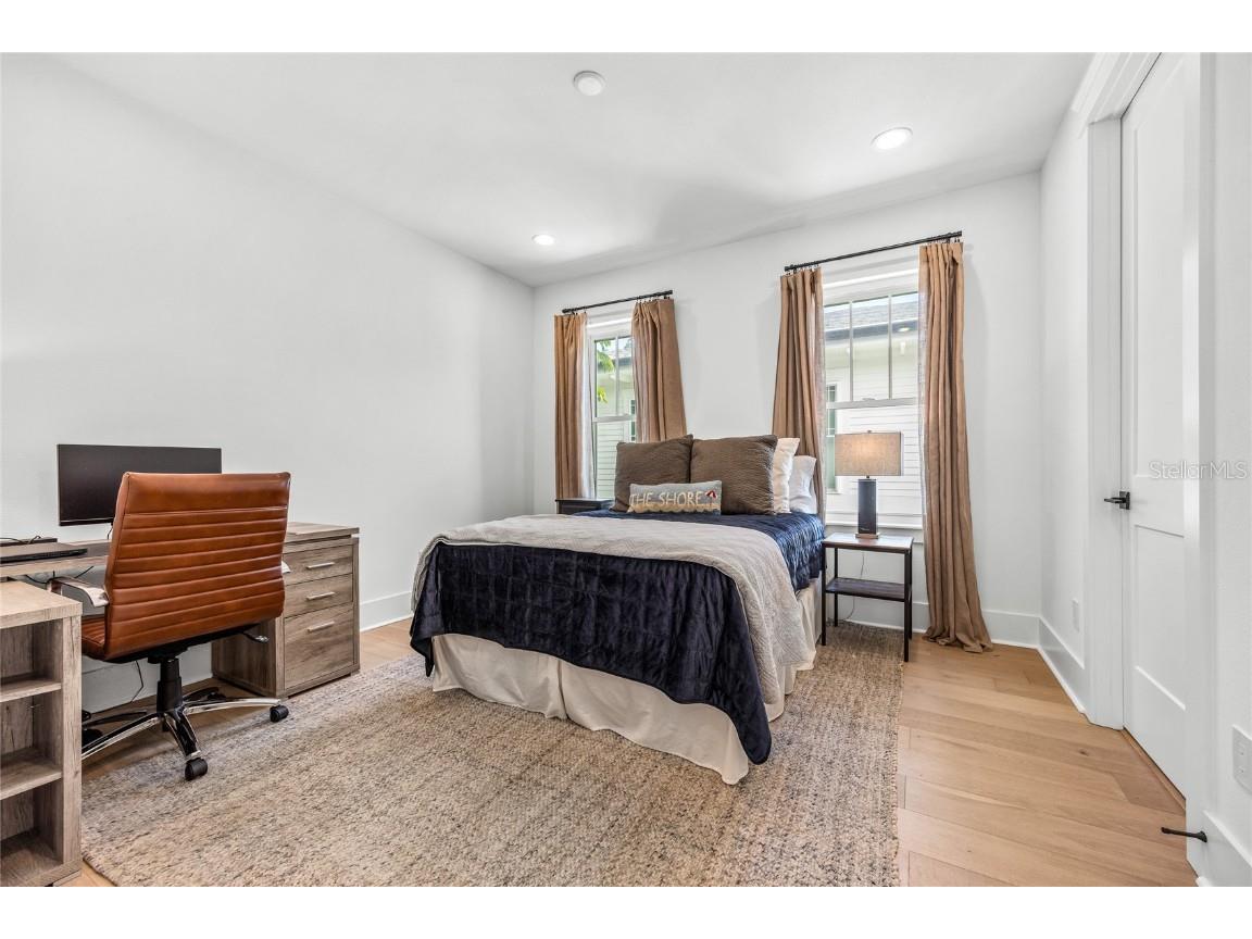 3037 10th Street N Saint Petersburg FL 33704 TB8421024 image28