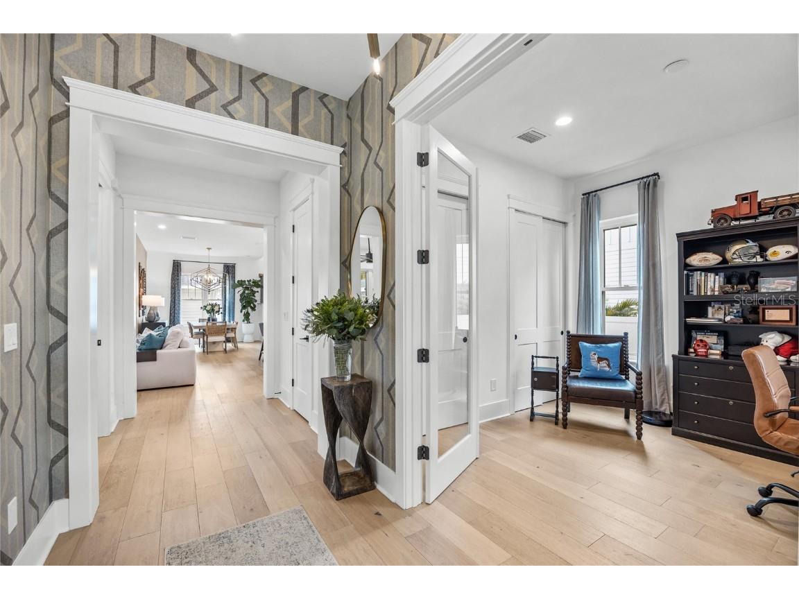 3037 10th Street N Saint Petersburg FL 33704 TB8421024 image38