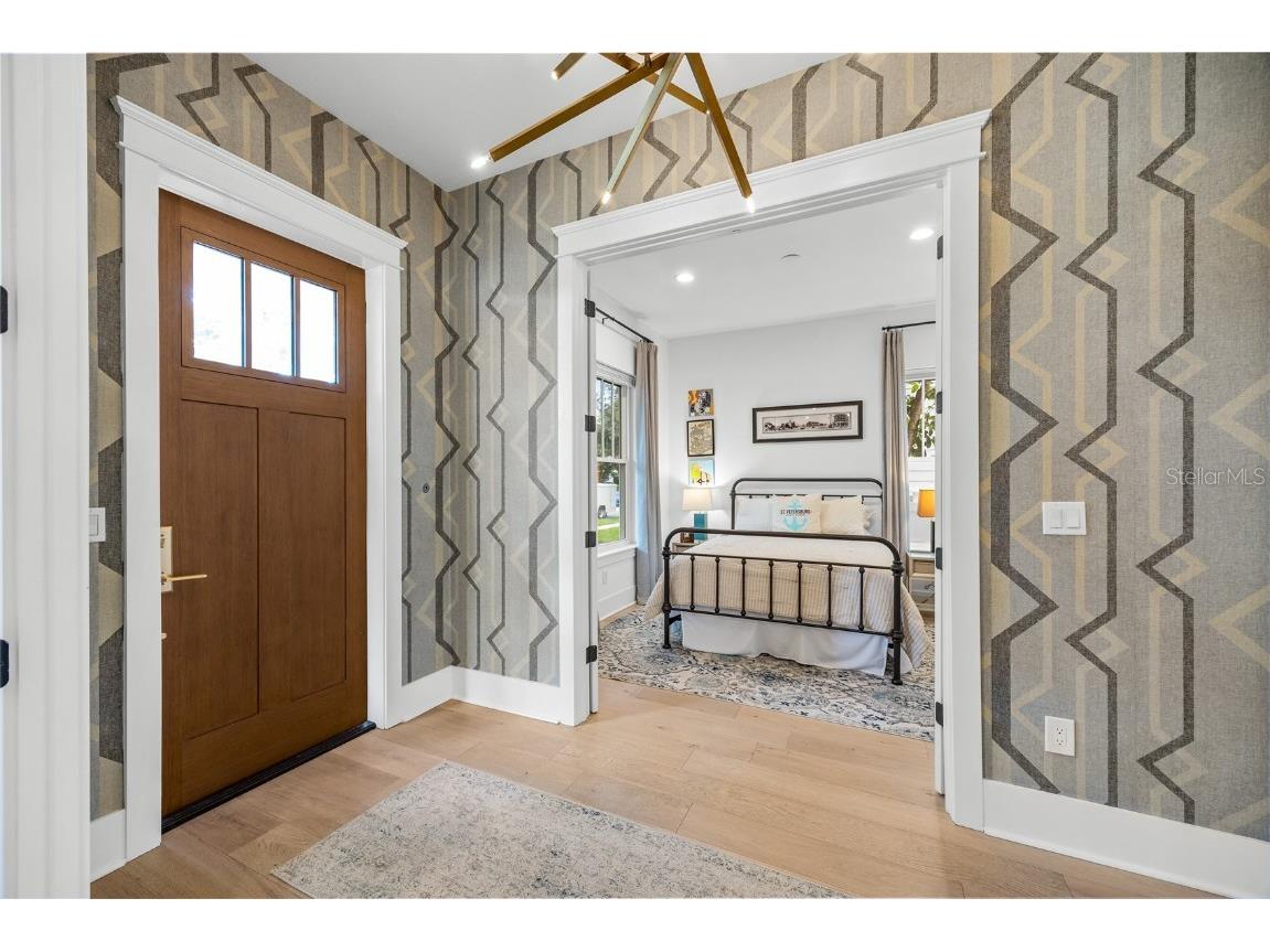 3037 10th Street N Saint Petersburg FL 33704 TB8421024 image39