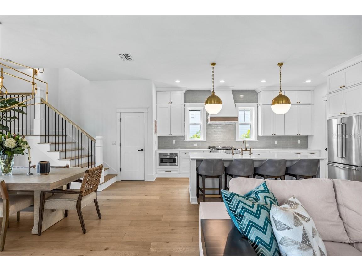 3037 10th Street N Saint Petersburg FL 33704 TB8421024 image6