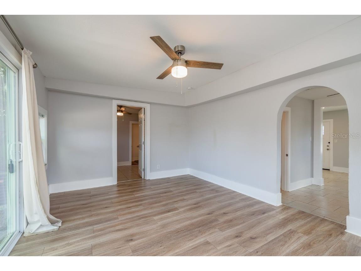 3037 38th Avenue N Saint Petersburg FL 33713 TB8439084 image11