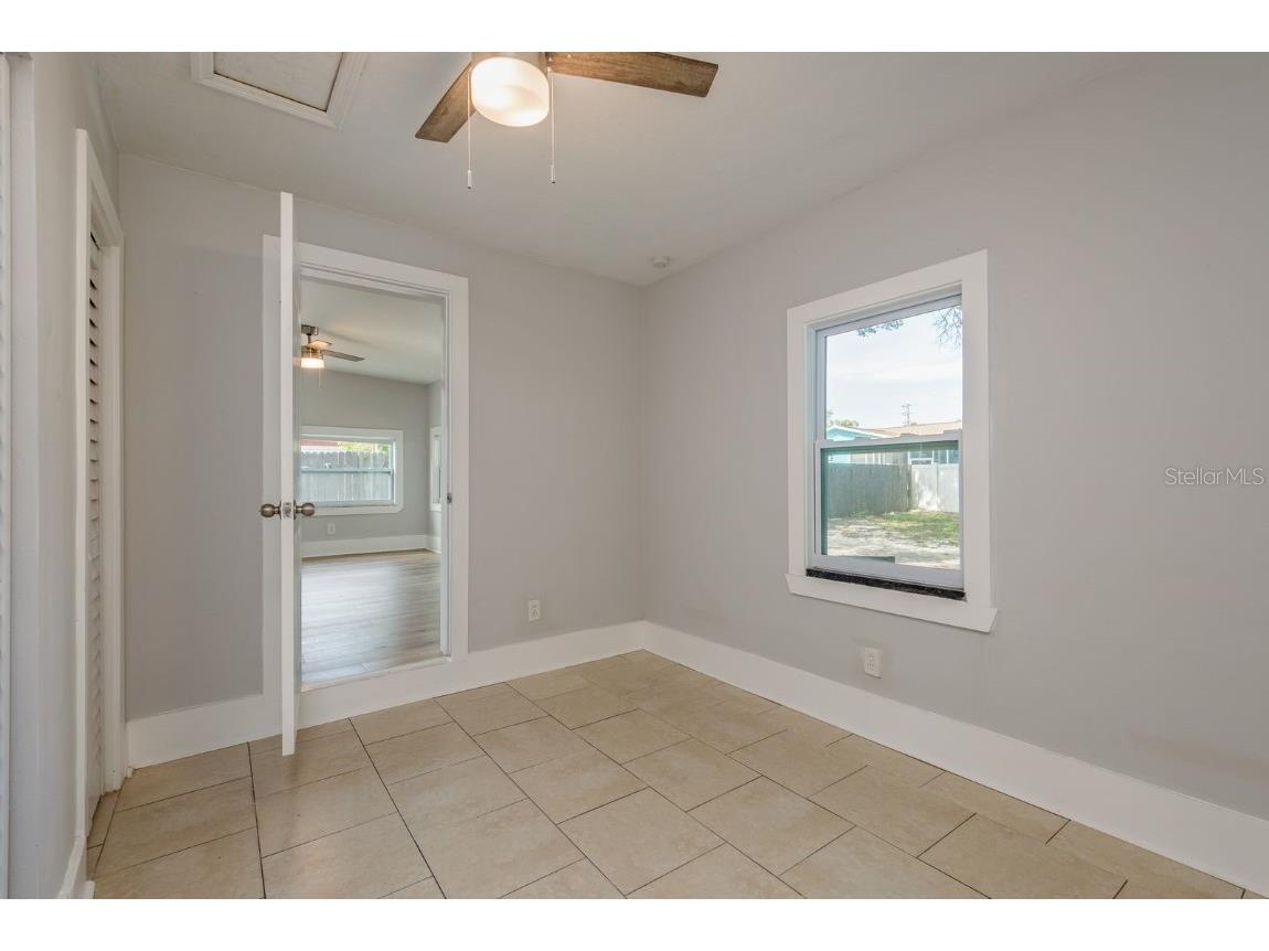 3037 38th Avenue N Saint Petersburg FL 33713 TB8439084 image12